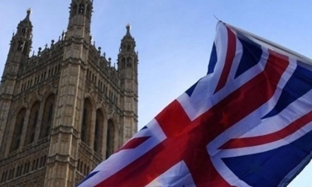 Times: Η Βρετανία θα αποσύρει σχεδόν το σύνολο των στρατιωτών της από το Αφγανιστάν